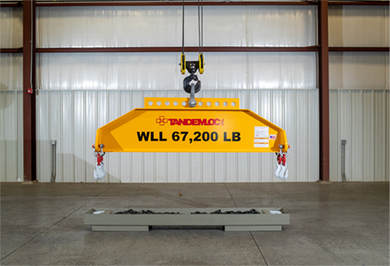 Picture of Q2500AA-400C Load Leveling Bottom Lift Sling for 40' ISO Containers